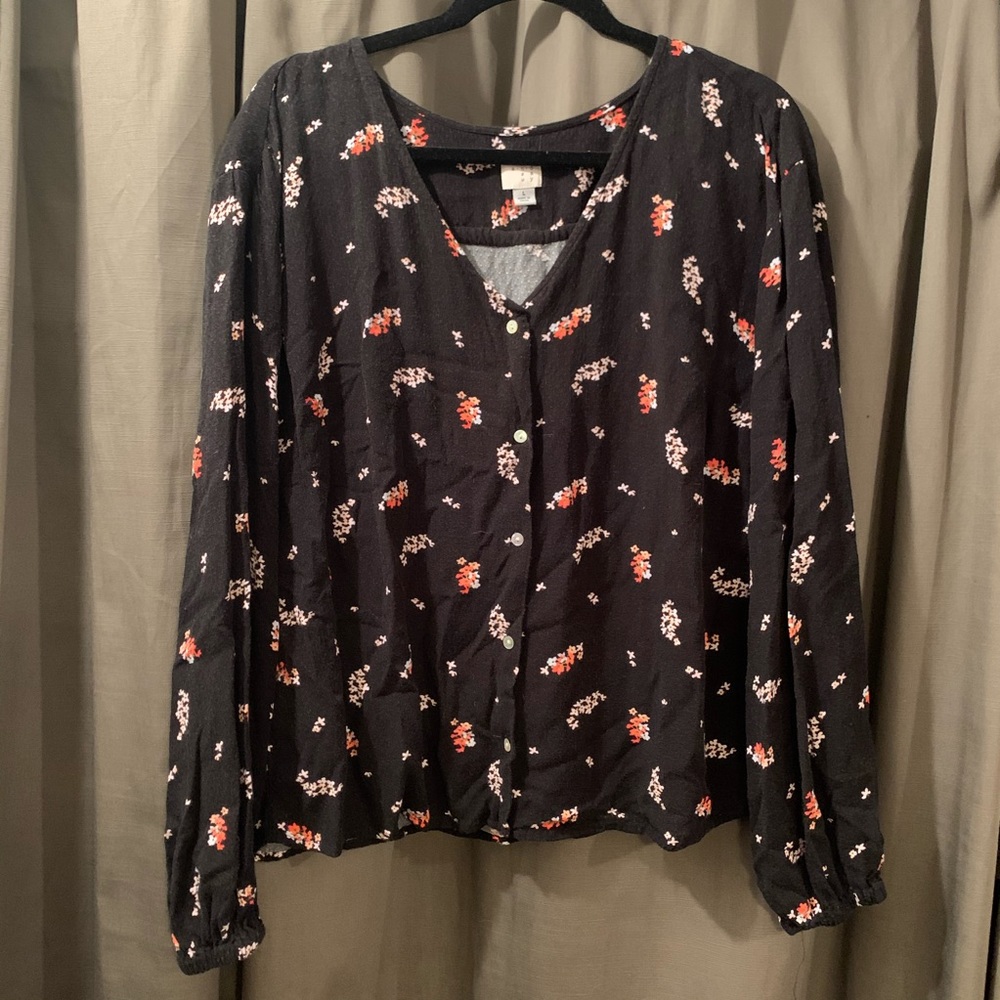 black long-sleeve blouse